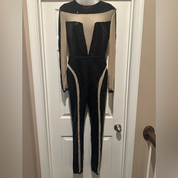 Fashion Nova Mayra Jumpsuit NWT - Picture 5 of 15